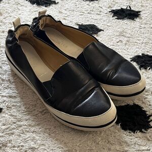 Ron white size 39.5 Black and White Women's Flats